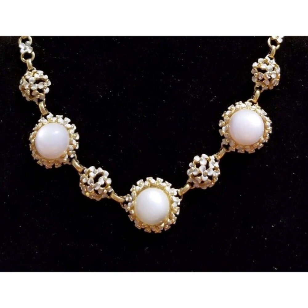 **Vintage Selro Grey Monglow and Light Blue Enamel Flower Choker Necklace**